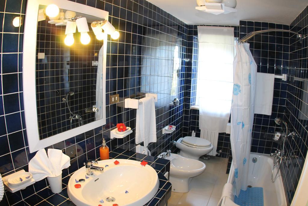 B&B Oltremare Cannigione Room photo